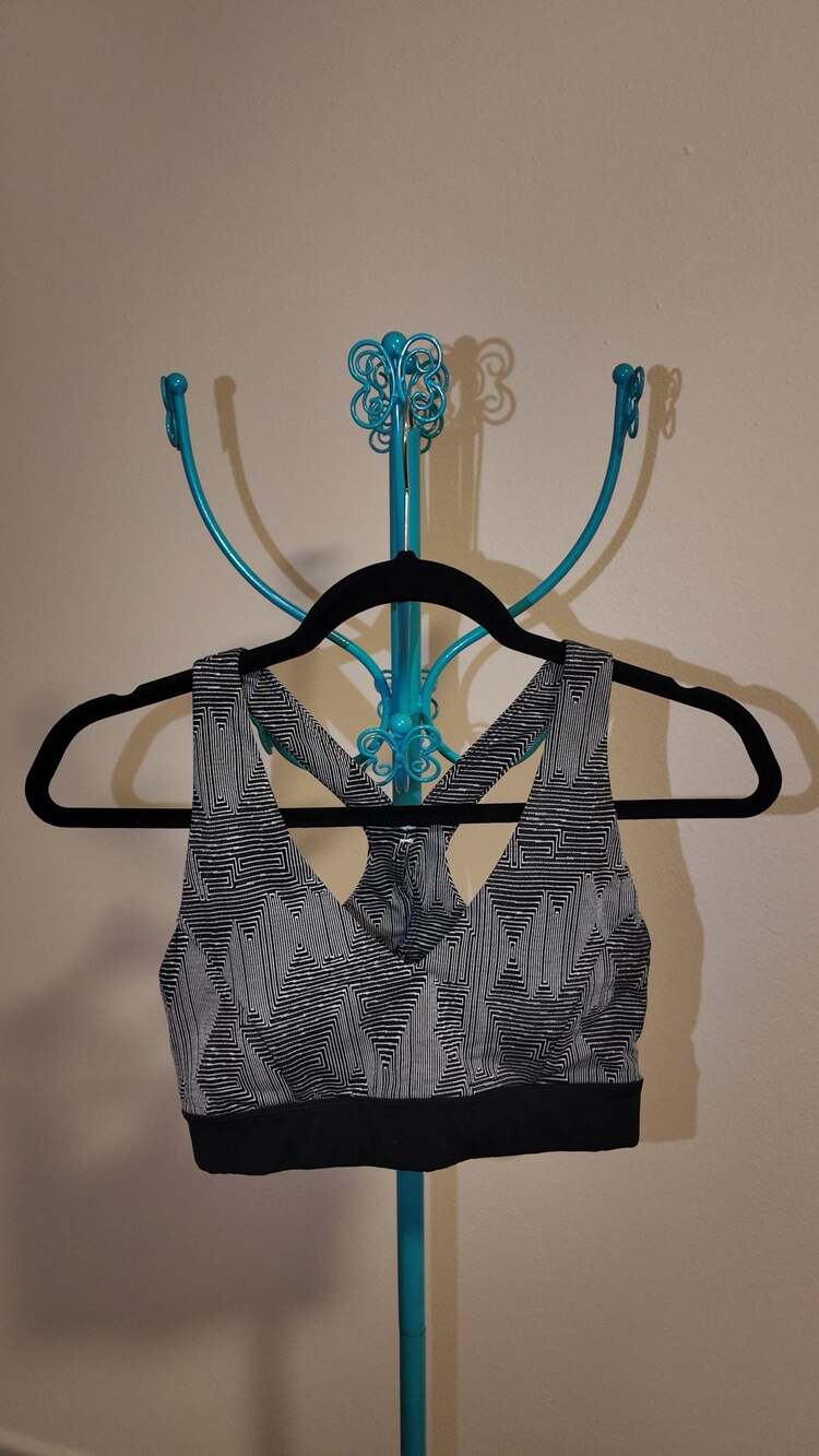 Manduka Black & White Geometric Strappy Yoga Sports Bra Size S